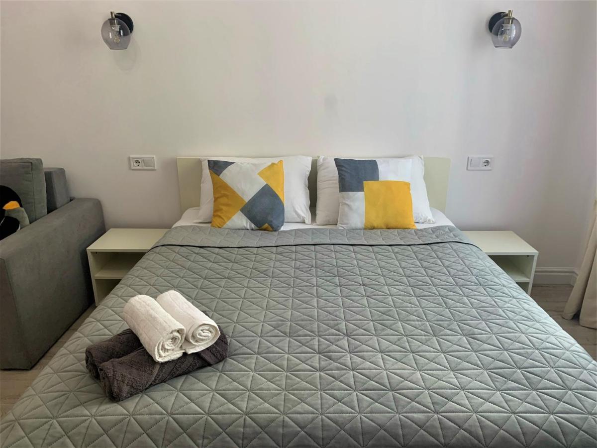 לבוב Iris Apartment On Popovich מראה חיצוני תמונה